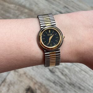 Bill Blass Two Tone Quartz Watch Gold Silver Stretch Band Black Dial Vintage